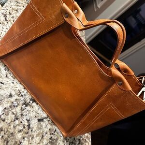 Elegant Tanery Hand Bag